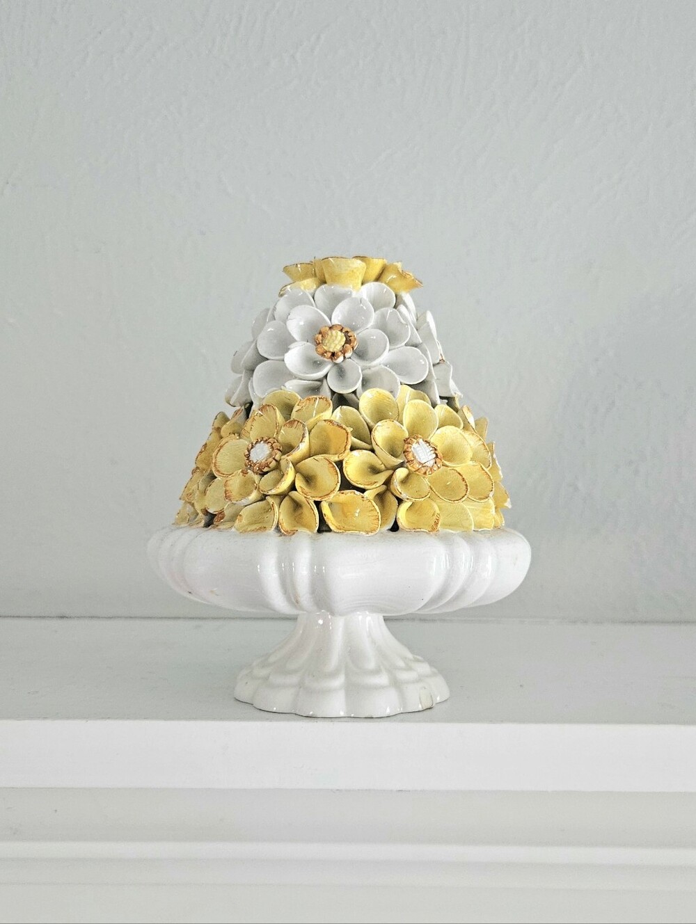 Vintage Costa Italy Italian Porcelain Amber Yellow And White Topiary Centerpiece